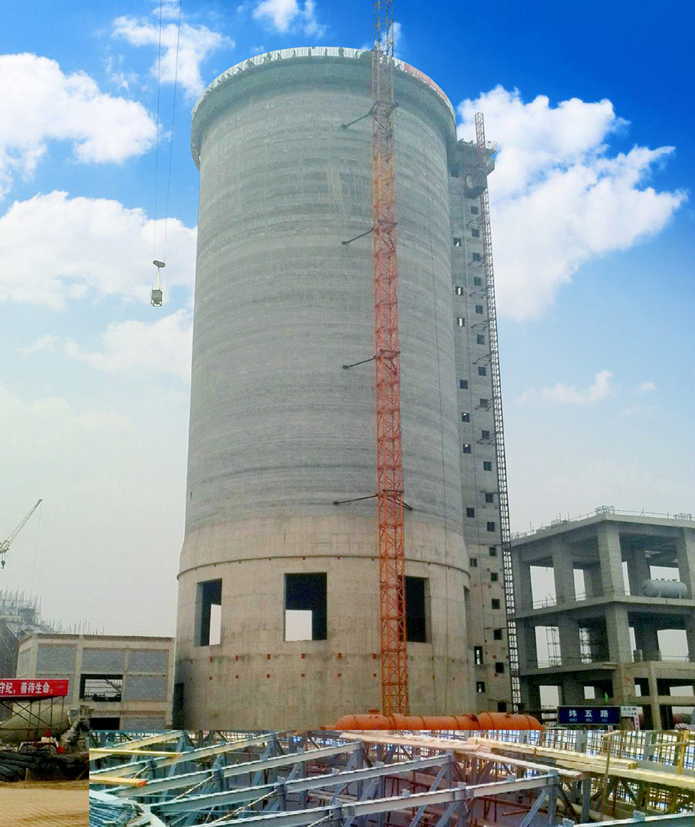 3.采用自主研发的“大直径装配式滑模系统”建造直径28米、高110.8米尿素造粒塔 (2).jpg